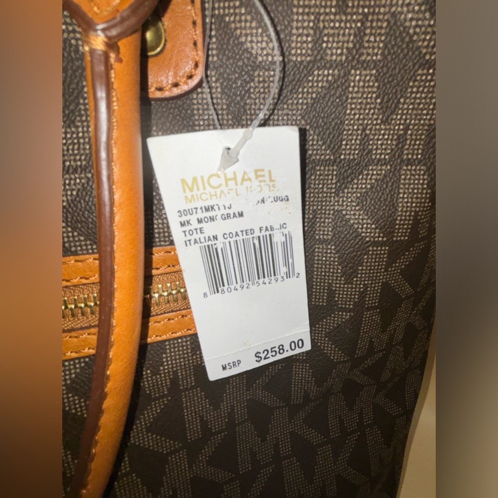 NWT NO DISCOUNT Michael KORS Brown Tan MK Signature Jet Set Tote Travel $258 - Picture 2 of 7